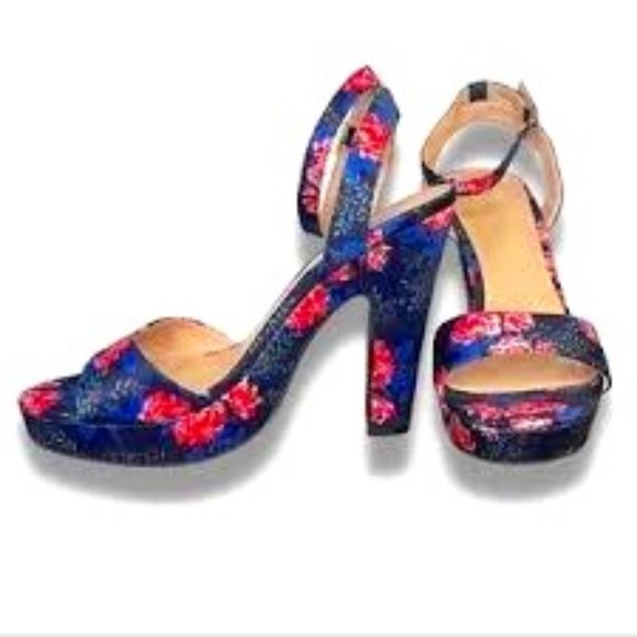 N by Nicole Miller Lindy Heels - Picture 1 of 9